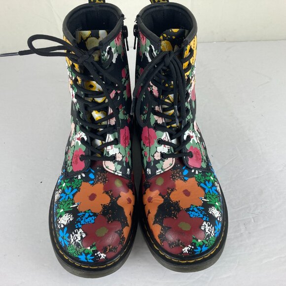 Dr Martens Womens U.S. Sz 7 Wonderlust Black Floral Combat Leather Boots Pasqual - Picture 3 of 11